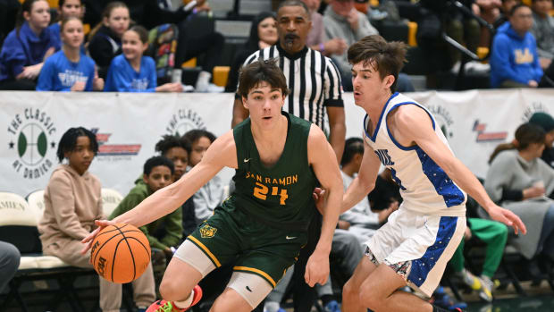San Ramon Valley over Dixie (Utah) Gold Division title game at Damien by Heston Quan 12-30-2023123020231